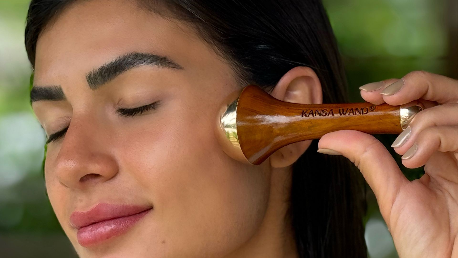 Descubra os Benefícios do Kansa Wand: A Ferramenta Secreta da Beleza ...